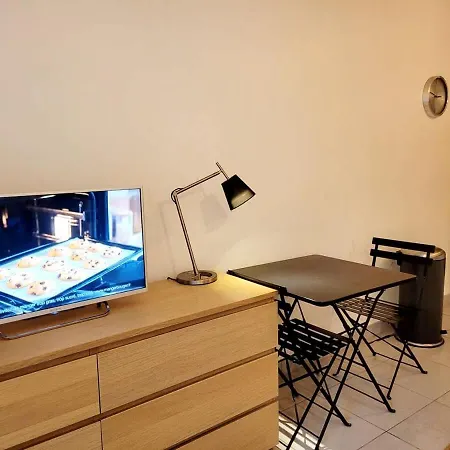 Lil Bretech Apartman *